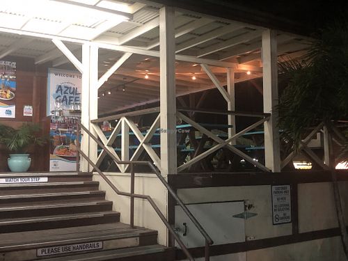 Entry at Azul Shipwreck Cafe in St Thomas