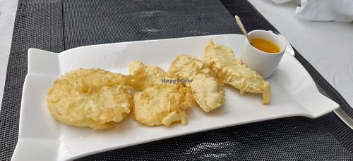 Fruit tempura at Sushi Pearl in Vannes