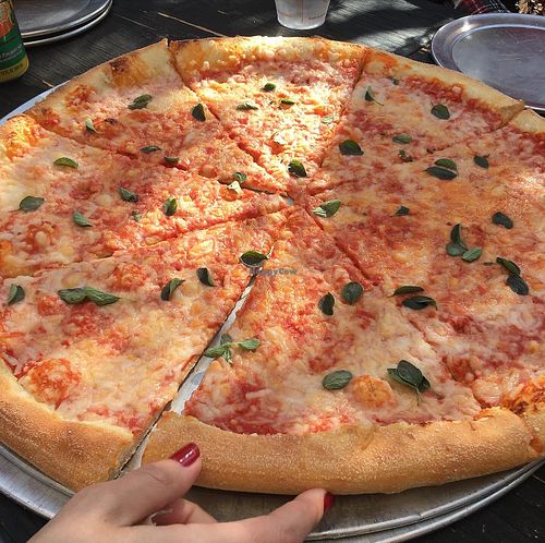 Margarita pizza  at California Sun in Los Angeles