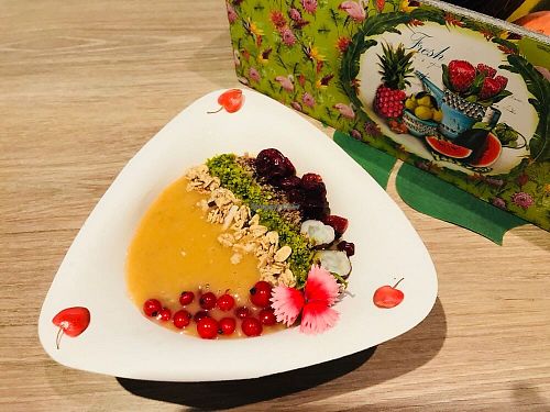 Smoothie Bowl at Bangkok Cafe in Antibes