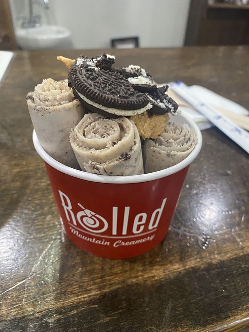 oatmilk base with oreos mixed in topped with peanut butter and oreo  at Rolled Mountain Creamery - Riverside Dr in Reno