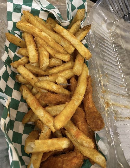 Buffalo Shrimp had rubbery consistency   at Can't Believe It's Not Meat - Hyde Park in Chicago