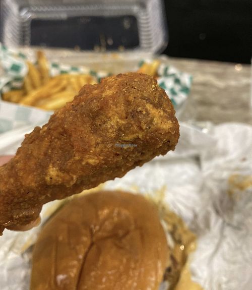 Buffalo Fried chicken   at Can't Believe It's Not Meat - Hyde Park in Chicago