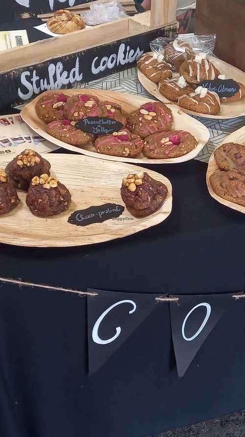 different vegan stuffed cookies at Que Chew in Destelbergen