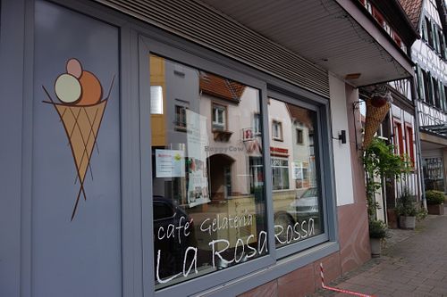 The ice-cream parlour from outside at Gelateria La Rosa Rossa in Kandel