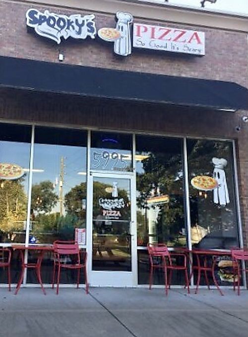 View from outside  at Spooky's Pizza in Murfreesboro