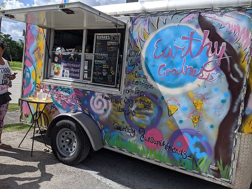 Food truck at Earthy Goodness in Houston