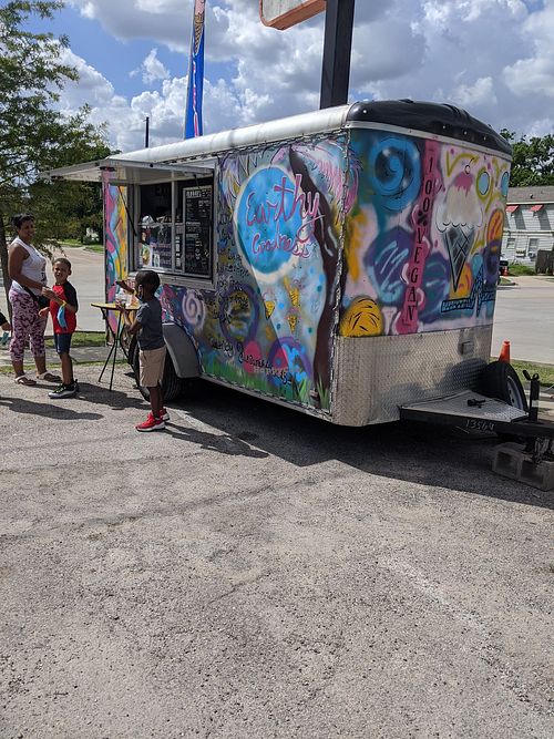 Ice cream truck at Earthy Goodness in Houston