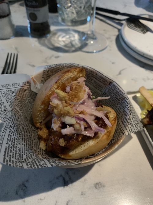 Jackfruit burger at Rozey in Rotterdam