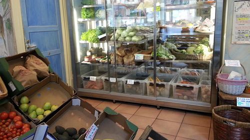 produce at Lemuria Halsokost in Stockholm