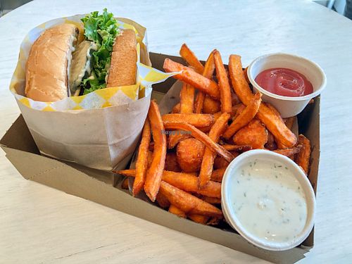 Queen Bee and Frots at Honeybee Burger in Los Angeles