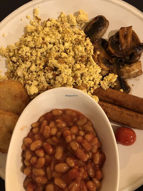 Full English breakfast  at CactusCat Bar in Barcelona