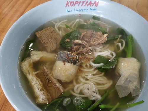 U mian (thin noodles) at Xing Xing Vegetarian Food in East Singapore