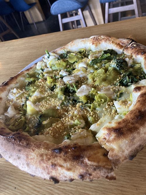 Bianca pizza  at Double Zero in Venice