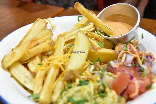 Appetizers - Potato chips
Comes with guacamole, tomato salad and cheese at Vegan Junkies in Lisbon