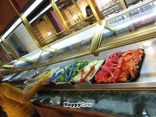 cafeteria-style service at Nirvana in Mexico City