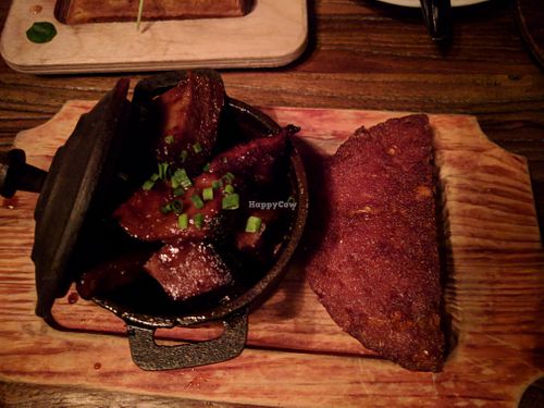 Seitan burnt ends at Honeybee's in New York City