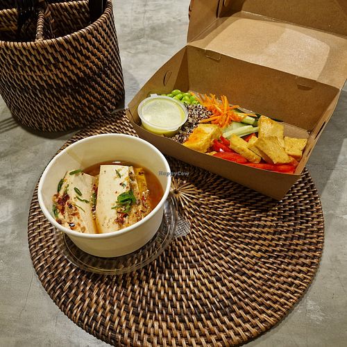Tofu starter and protein bowl takeaway at Pumpkin and Beetroot in Ubud