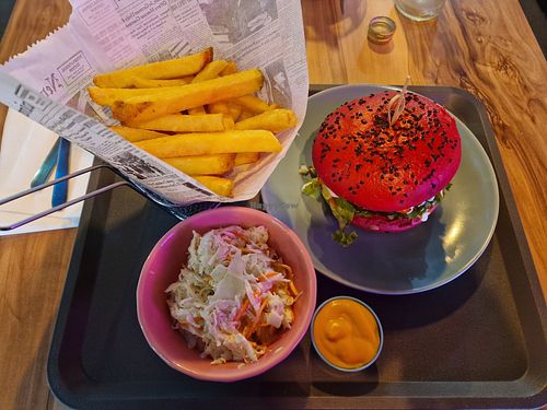  at EnVie Vegan in Geneva