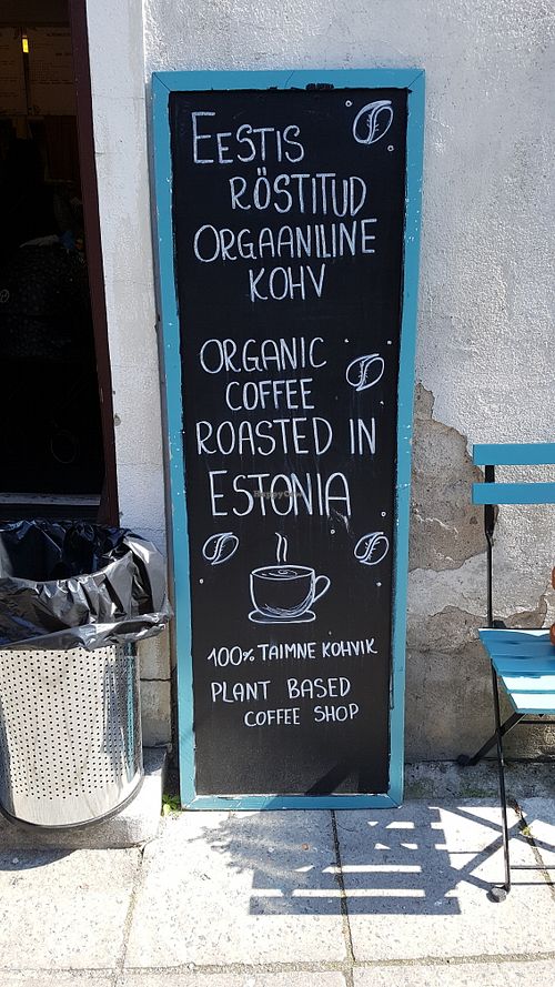 Front door at Lisanna - Vegan Coffee Shop in Tallinn