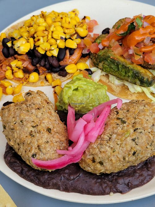 Kibis, No Stas Cochinita taco, phat hass taco at Hijo De Su Madre in Los Angeles