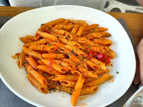 Penne al'arrabiatta at d'Angelo in Mykonos