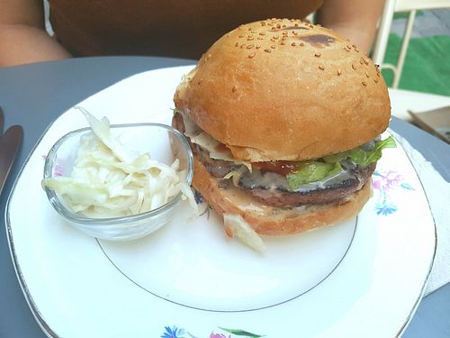 Burger at Bloomy in Toulouse