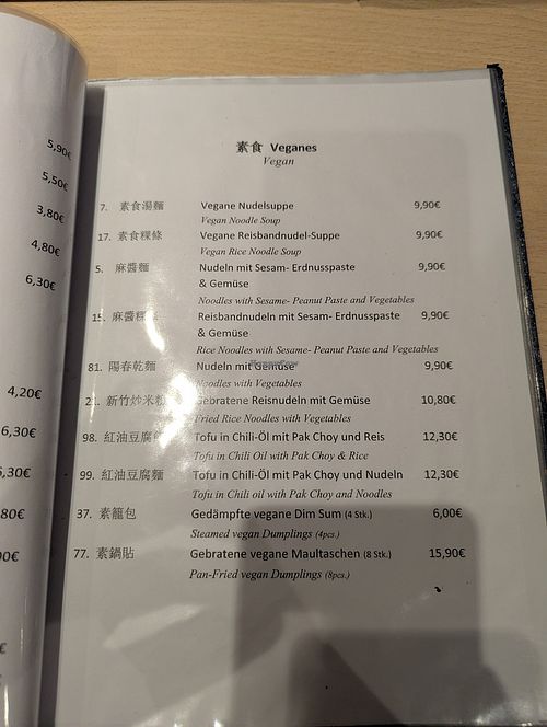  at Lon Men's Noodle House in Berlin