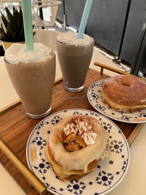 Milkshakes and doughnut’s   at Scoop 'n Dough in Lisbon