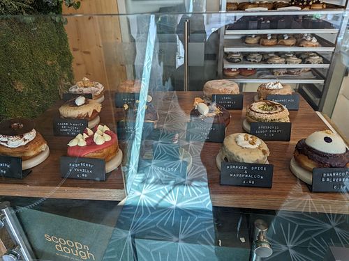 (Nov 2023) at Scoop 'n Dough in Lisbon