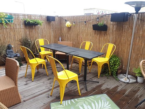 Outdoor seating at Holi in Zamosc