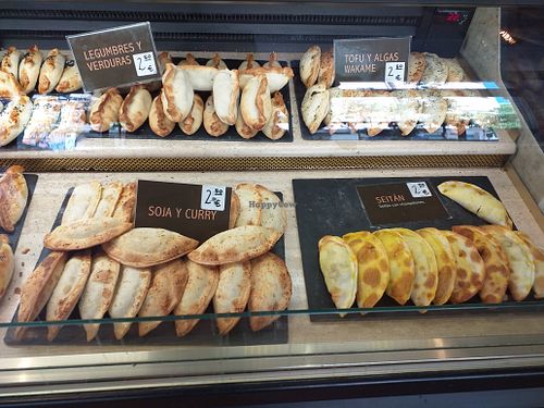 Legums and vegetables
Tofu and algae wakame
Soy and curry
Seitan at Dempanadas in Valencia