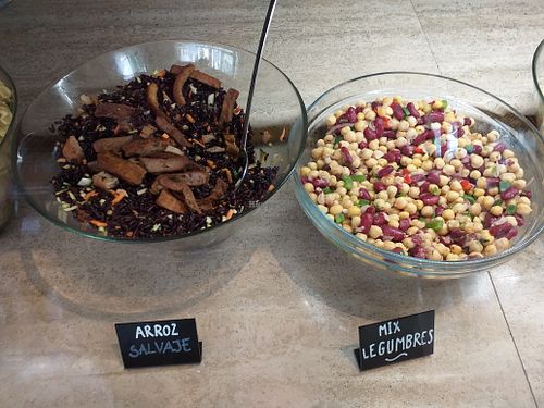 Salads:
-Black rice
-Carrot
-Tofu

-Kidney beans
-Chickpea
-Green bell pepper at Dempanadas in Valencia