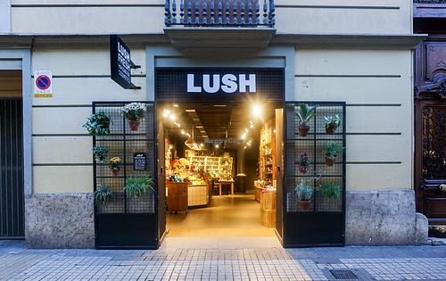 Front at LUSH in Valencia