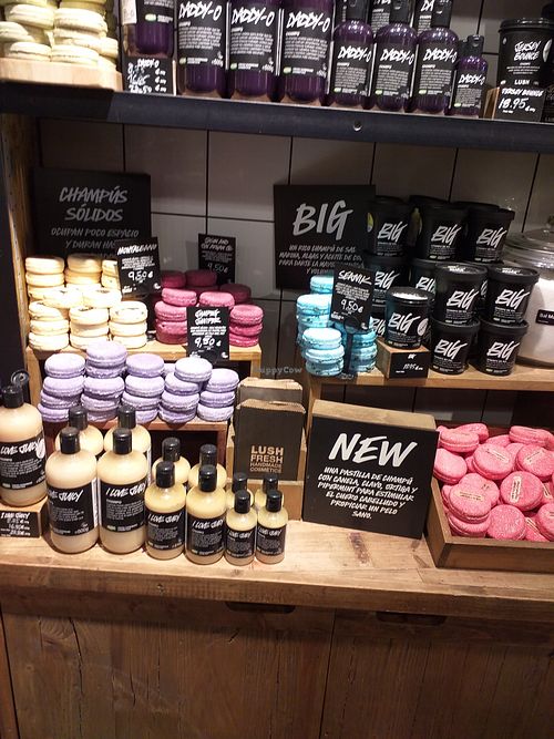 shampoo at LUSH in Valencia