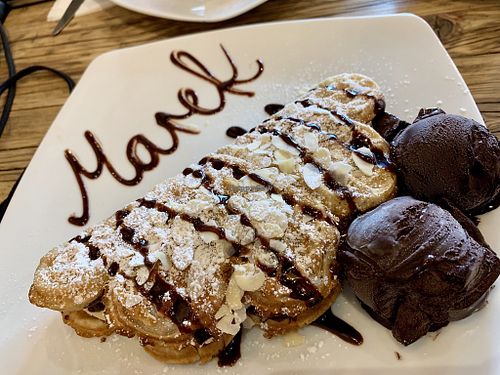 vegan waffle at Wonder Waffel in Basel