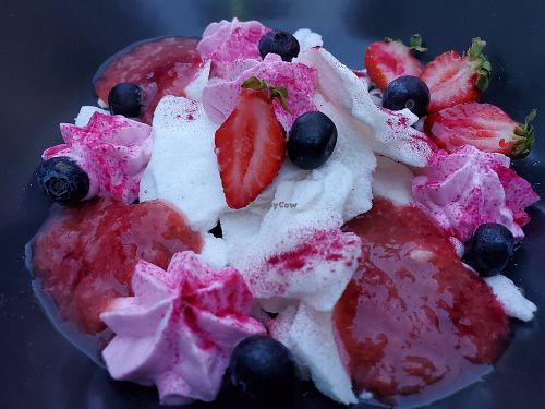 Vegan Pavlova at Plant in Tallinn