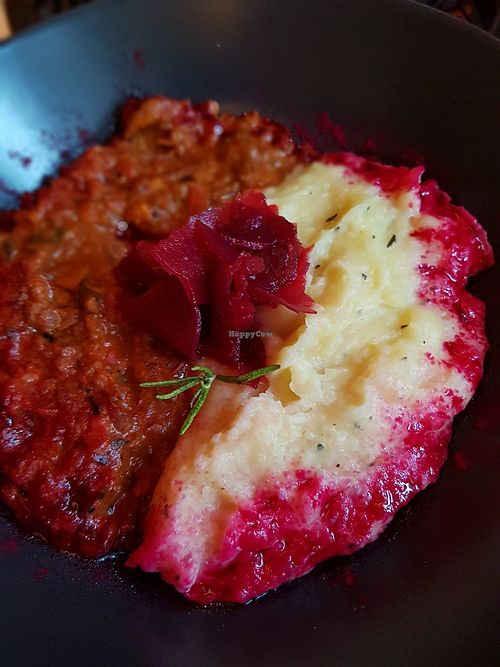 Goulash with puree at Plant in Tallinn