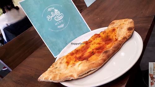 Calzone, I love that ! at Bulldog Vegan in Paris