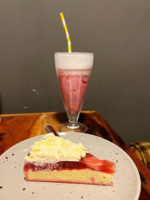Beetroot latte & strawberry sandwich cake 🍓   at Bio Cafe in Aberdeen