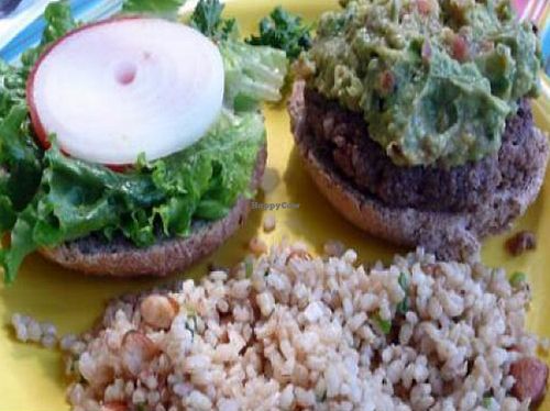 guacamole burger at The Spot Natural Foods in Hermosa Beach