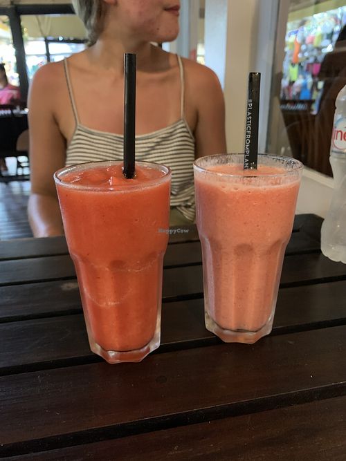 Delicious Fruit Shakes at Unni's in Koh Phi Phi