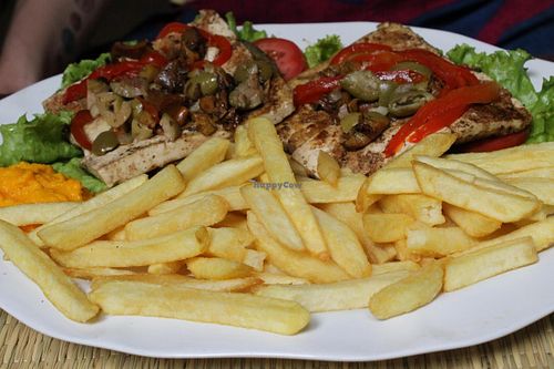 Tofu biff with mushrooms and fries at Namaste in Montevideo