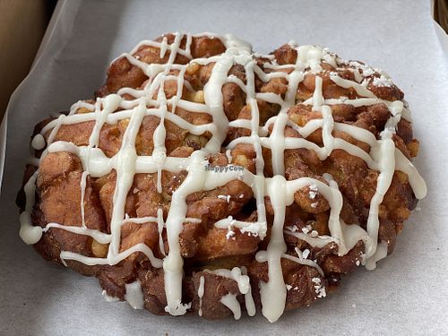 Vegan apple fritter   at Lêberry Bakery in Pasadena