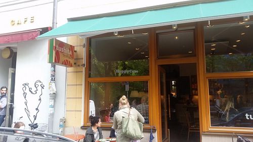 entrance at Tushita in Munich