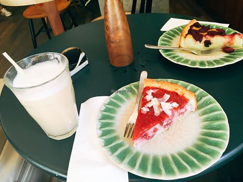 raspberry-coconut-cake & cherry cheesecake at Tushita in Munich