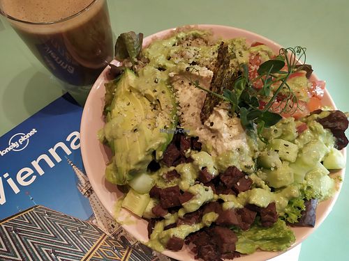 Beach body booster 🥗 at The Lala in Vienna