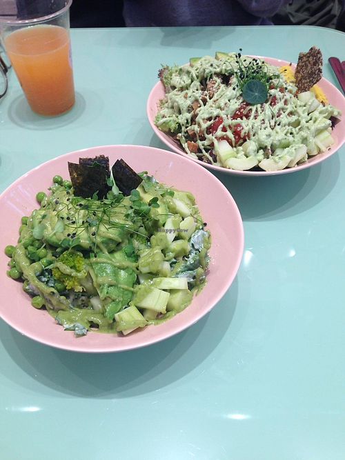 Green Valley + Beach Body Booster at The Lala in Vienna