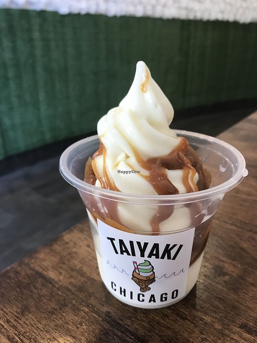 Sundae at Taiyaki in Chicago