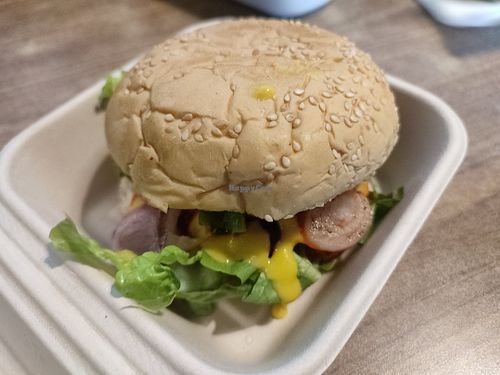 Beet burger at Planted - Cloud Kitchen in Metro Manila